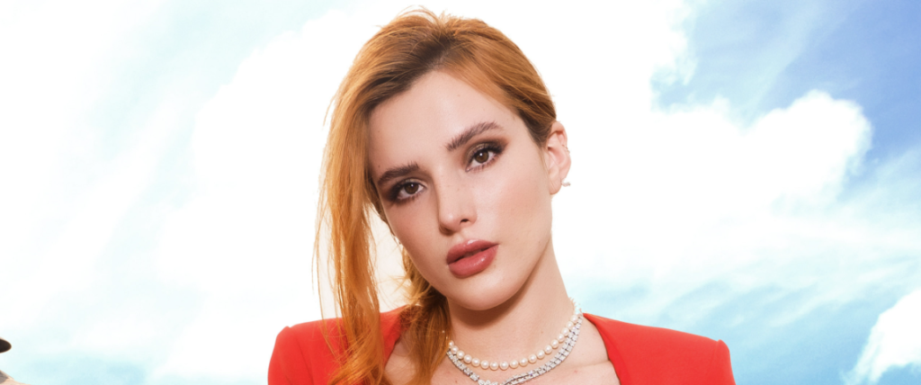 BELLA THORNE Hot & Fitness HOLLYW00D ACTRESS