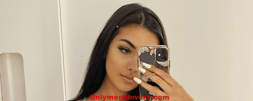 Emily Kaye Big Tits Model Leaks Of 5GB