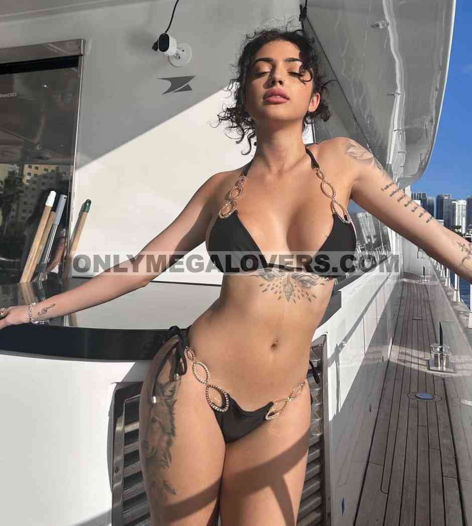 malu trevejo erome